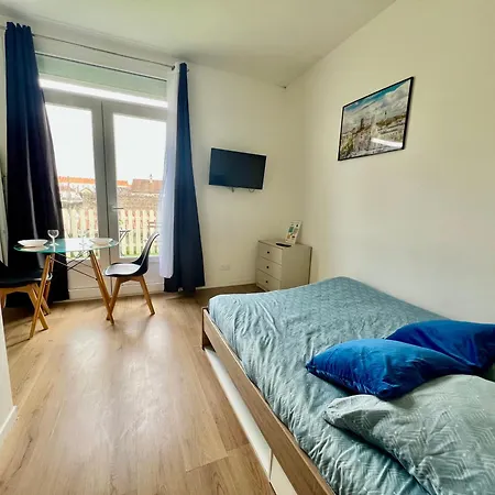 Studios Cozy Centre-Ville Châtellerault Extérieur photo