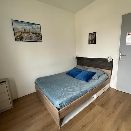 Studios Cozy Centre-Ville Châtellerault Extérieur photo